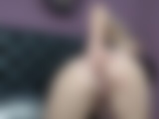 sweetjulieta's Live Sex Cam Show
