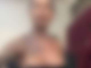 Live cam show with johanadoll69 - Implants on Dare Cams