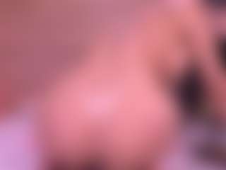 Live cam show with Danna Berlin - Young Adult on fuklive.com