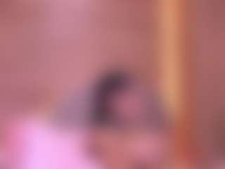 Live cam show with Danna Berlin - Colombia Young Adult on Gym Cam Girls