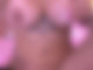 Live cam show with Danna Berlin - Colombia Young Adult on Big Tits