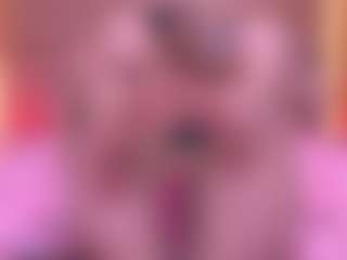 Live cam show with Danna Berlin - Colombia Young Adult on xDating