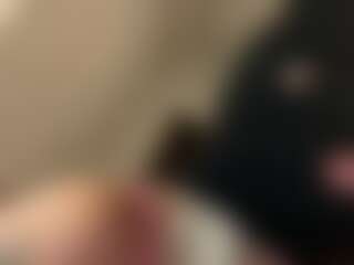 goldendollexotic's Live Sex Cam Show