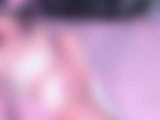 Live cam show with Rita - Petite on Camsoda