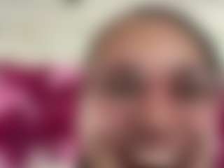 Live cam show with Ebby Lynn - Living Room on TeamSkeetLive