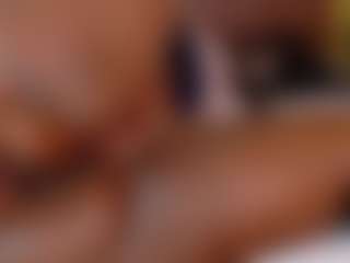 Live cam show with Naomhy - Ebony on instabang | colombia