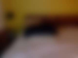 Live cam show with Naomhy - MILF on livesexfox.com | colombia
