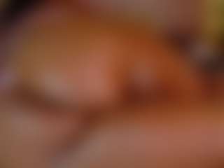 Live cam show with Naomhy - Black on instabang