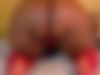 Live cam show with Naomhy - Ebony on makecum.org | colombia