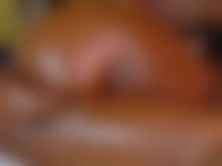 Naomhy MILF webcam performer live streaming