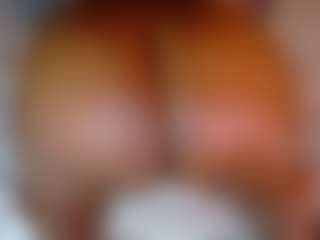 Naomhy's Live Sex Cam Show