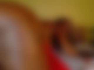 Live cam show with Naomhy - Black MILF on livesuperchat.net