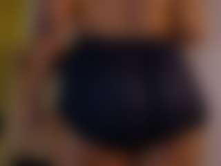 Naomhy's Live Sex Cam Show