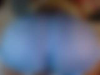 Naomhy's Live Sex Cam Show