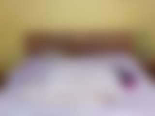 Naomhy's Live Sex Cam Show