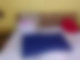 Naomhy's Live Sex Cam Show