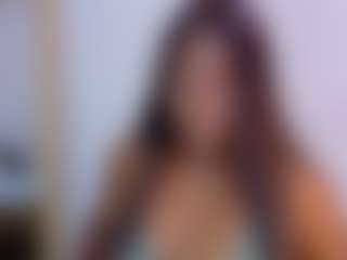 Naomhy's Live Sex Cam Show