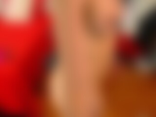 Melanie-18's Live Sex Cam Show