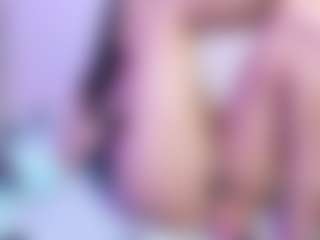 Carlacutee's Live Sex Cam Show