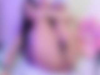 Carlacutee's Live Sex Cam Show