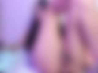 Carlacutee's Live Sex Cam Show