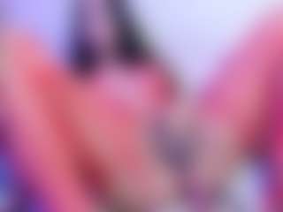 Carlacutee's Live Sex Cam Show