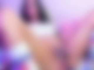 Carlacutee's Live Sex Cam Show