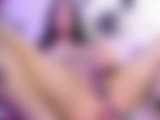 Carlacutee's Live Sex Cam Show