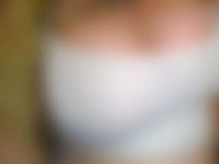 Live cam show with Mandy Belcher - Blonde Hair on xDating