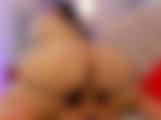 Live-Cam-Show mit Lindarey - Tattoos auf Camsoda