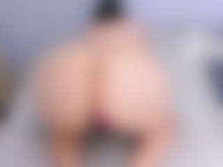 Mia Seleste's Live Sex Cam Show