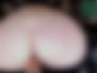 Live cam show with Doomed Nympho - Bbc on Camsoda
