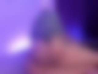 Live cam show with Liz Martins - Interactivetoy on xxxlivecams.org