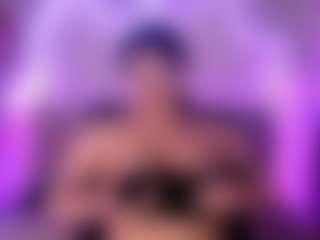 Live cam show with Liz Martins - Interactivetoy Teen (18+) on Camming Site