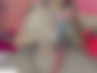 Live cam show with SweedandreaGil80 - Cumshot on Soda Cam