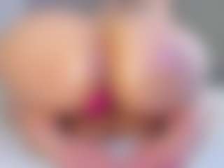 Live cam show with tamy-leen - Saliva on Camsoda
