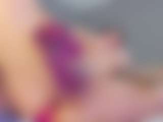Live cam show with tamy-leen - Gagging on Camsoda