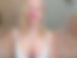 Live cam show with jacksonchloex - Garter on Milfs Live