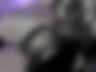 Live cam show with dannadomiinguez - Garter on Uber Horny