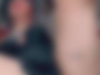Live cam show with camilacarrington - Black Hair on Milfs Live