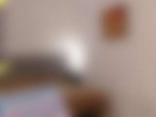 Live cam show with eva-noir - Green Eyes on Strip Flash - Live Sex Shows