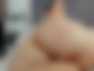Live cam show with Laurel - Mature on Free Soda