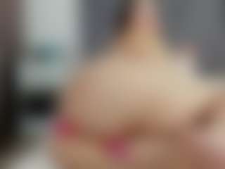 Live cam show with Laurel - Grey Eyes on CamSodaAdn