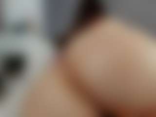 Laurel's Live Sex Cam Show