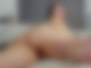 Laurel's Live Sex Cam Show