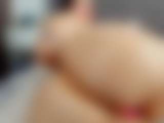 Laurel's Live Sex Cam Show
