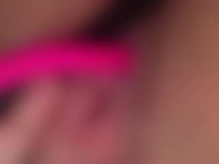 Live cam show with Laurel - Grey Eyes on Taboo Cams XXX