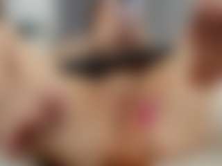 Live cam show with Laurel - Grey Eyes on infinitiblacc.com