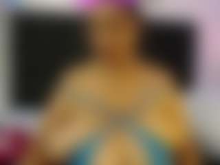 Live cam show with raynastone - Thick on luckytryst.com