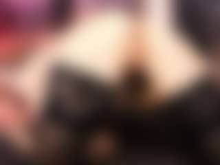 Live cam show with Sarsei - Green Eyes on TeamSkeetLive